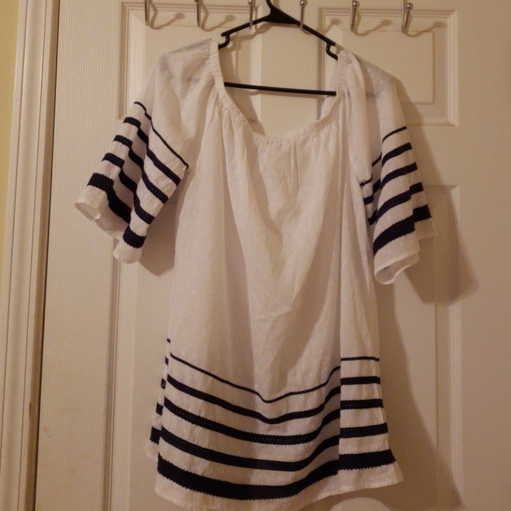 Off the shoulder peasant shirt